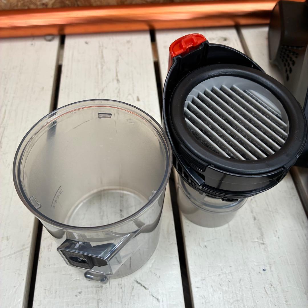 0641 TOSHIBA VC-CLS1 コードレスクリーナー