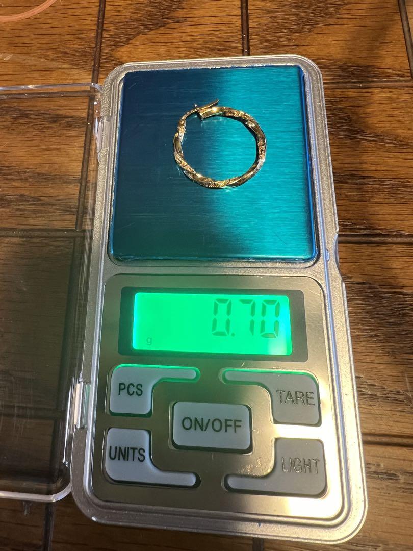 unoaerre 18金　 24.8mmセンチループピアス
