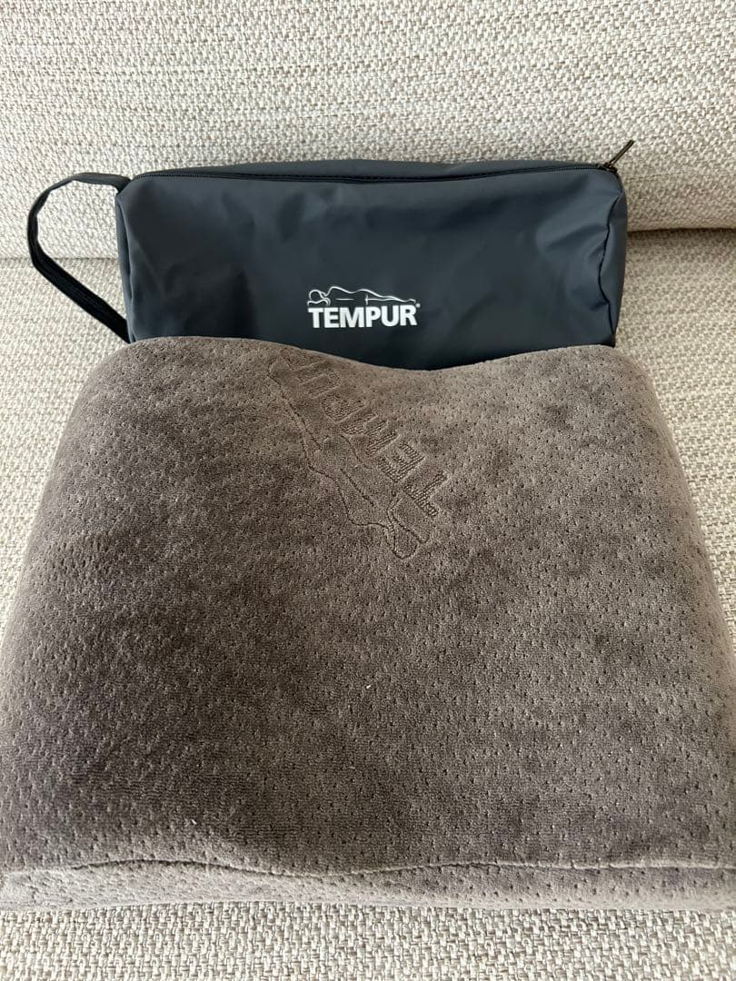 トラベルピローTempur