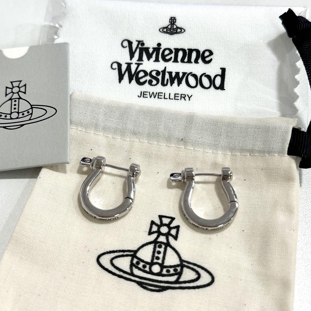Vivienne Westwood ロゴ フープピアス シルバー ヴィヴィアンウエストウッド シルバー ロゴ フープピアス - メルカリ