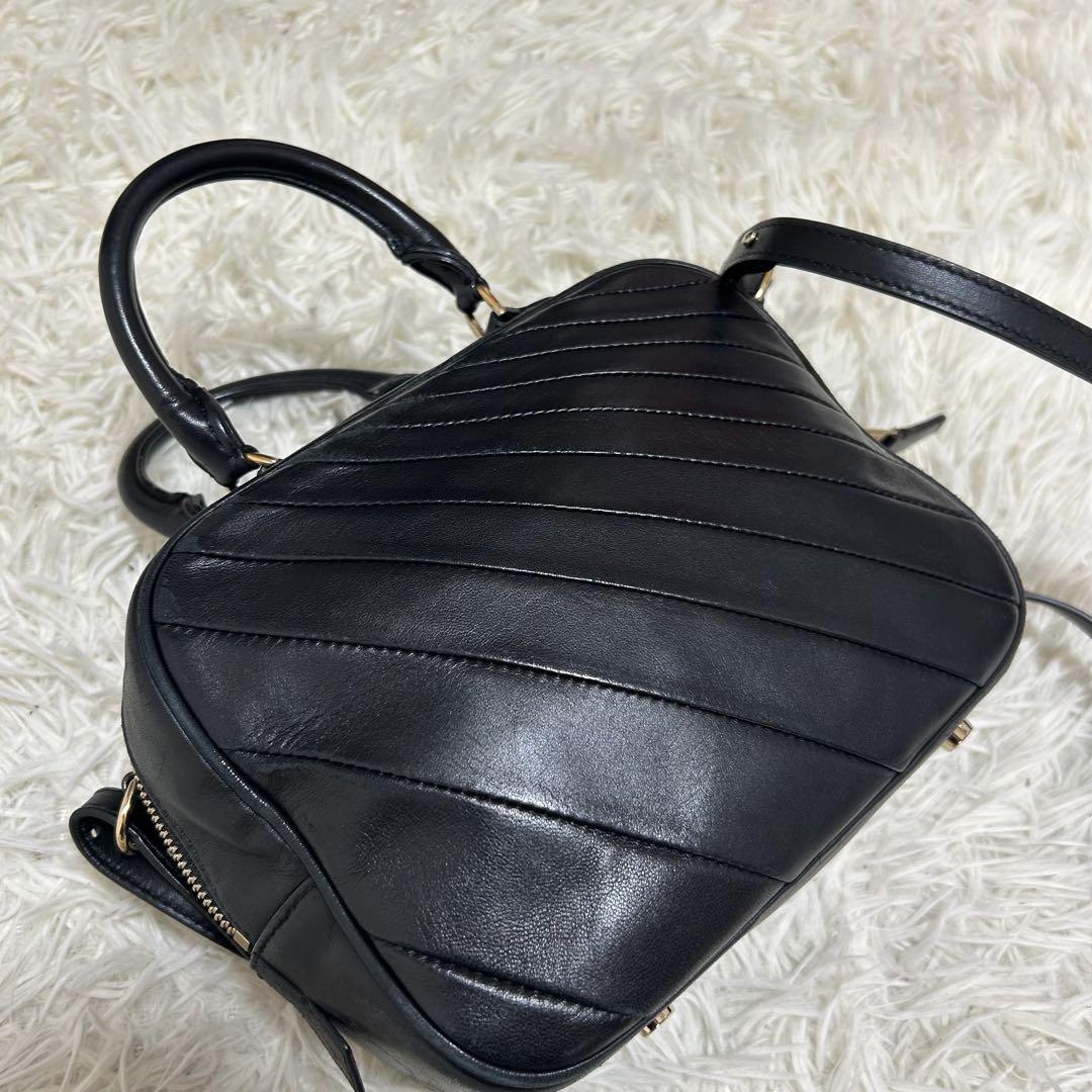 良品✨ジョルジオアルマーニ 2way レザー キルティング ミニ