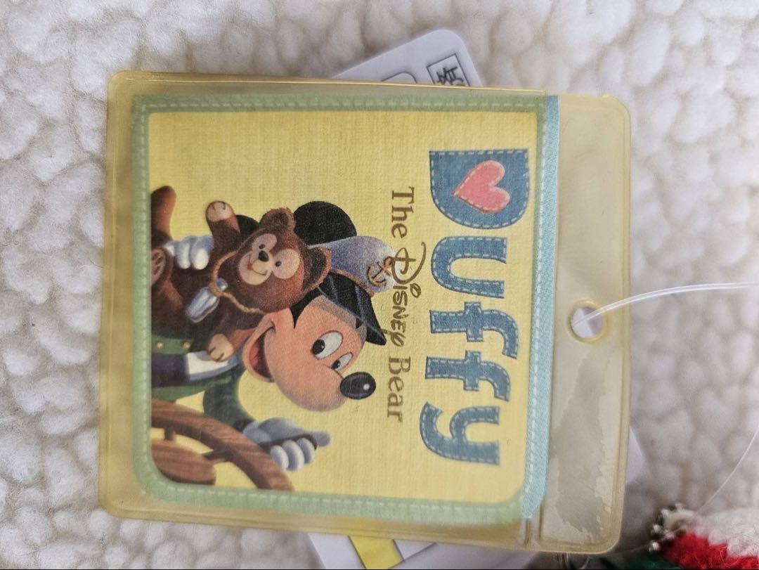 ディズニー　ダッフィー　ぬいぐるみバッジ