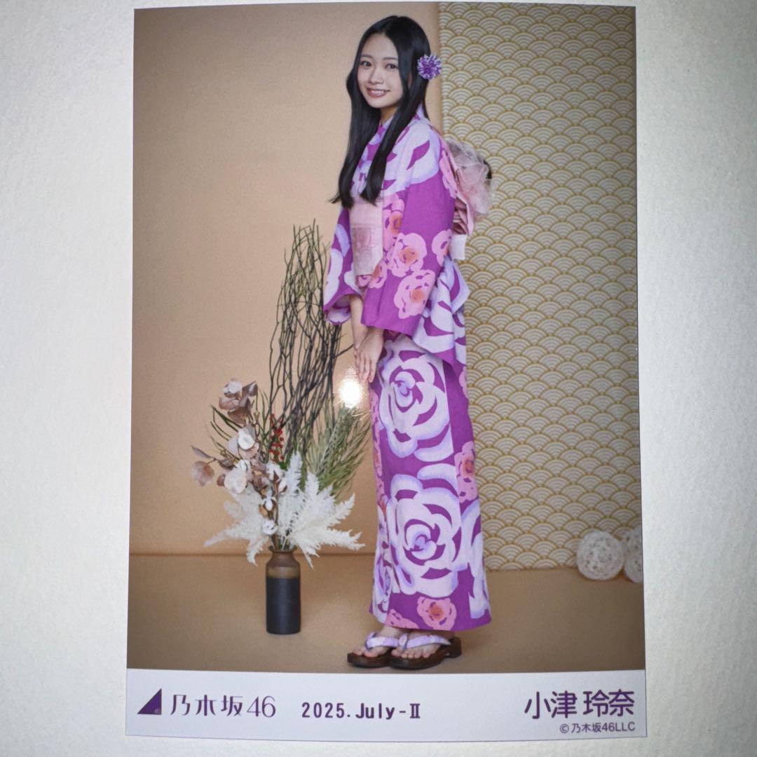 乃木坂46 生写真 2025 浴衣 コンプ 小津玲奈 乃木坂46 生写真 浴衣 2025 3種コンプ 小津玲奈 - メルカリ