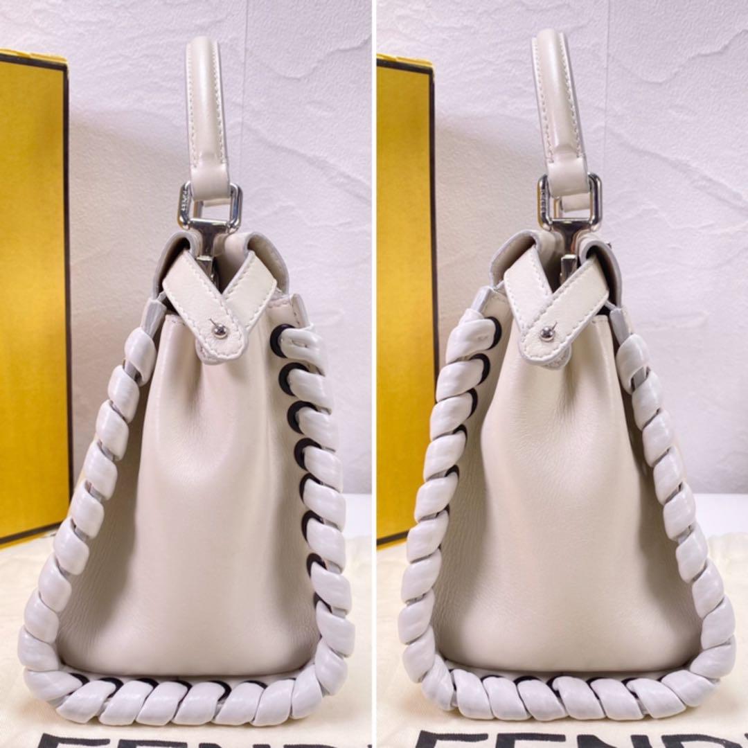 ★送料込★FENDI フェンディ ミニピーカブーハンドバッグ フェンディ(FENDI)フェンディ ミニピーカブー ハンドバッグ