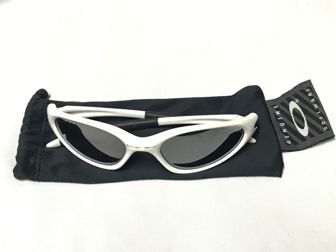 OAKLEY MINUTE 1.0 パールホワイト オークリー サングラス
