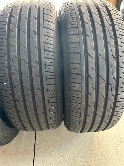 中古タイヤ　205/50R17  3本　輸入品　2022年製