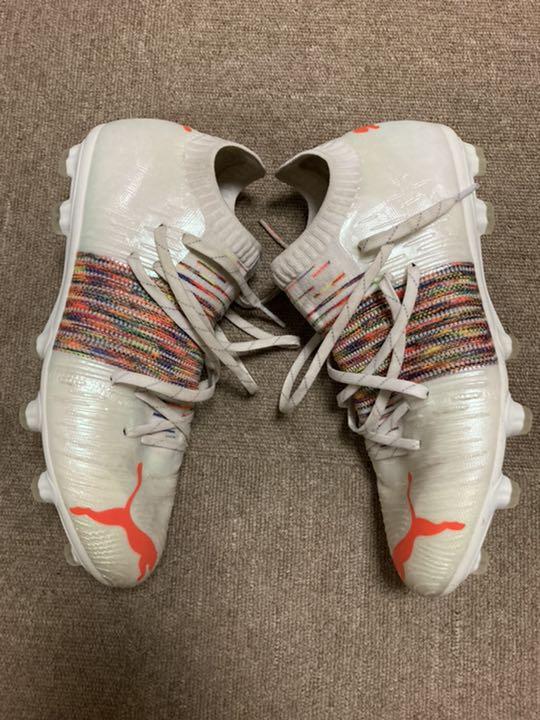 サッカースパイク プーマフューチャー