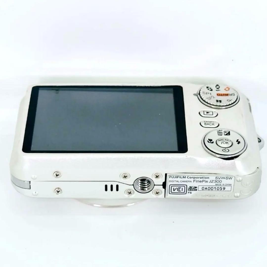美品✨FUJIFILM FinePix JZ300 デジカメ シルバー 動作品