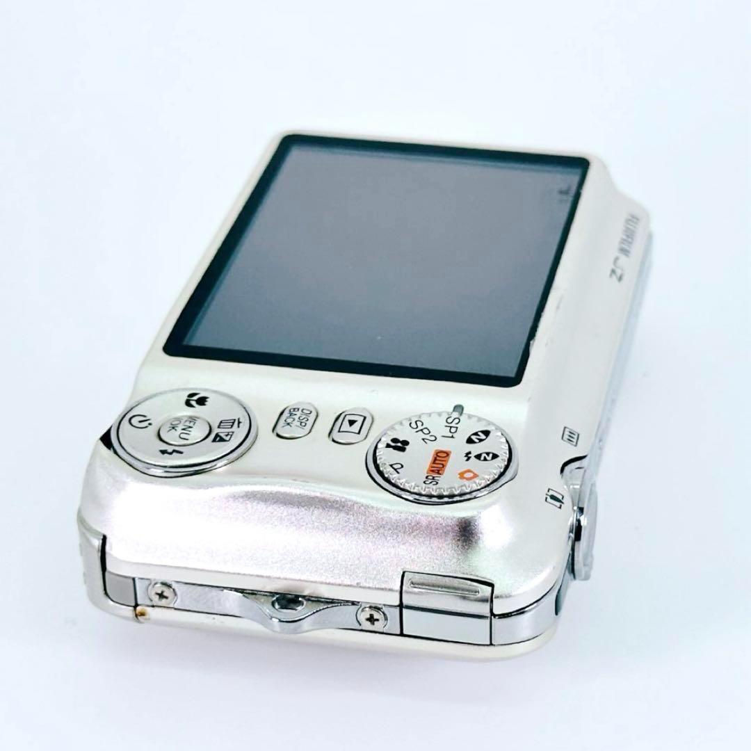 美品✨FUJIFILM FinePix JZ300 デジカメ シルバー 動作品