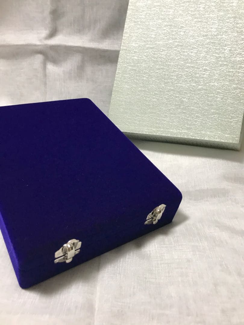 アクセサリー　小物入れ