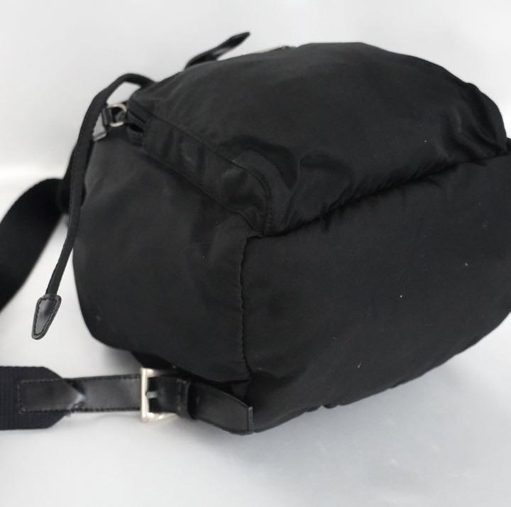 オススメ⋧ PRADA 白タグ リュック ナイロン s2npC-m85880224094 プラダ 正規店購入 三角プレート フリマなら