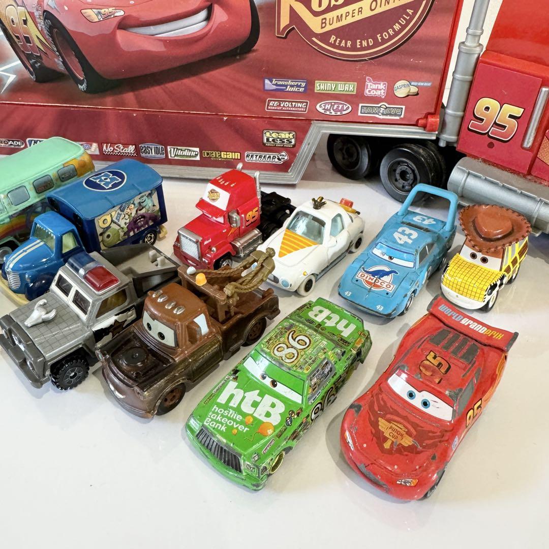 廃盤　希少　カーズトミカ 大きなコレクションケース マック　トイストーリー