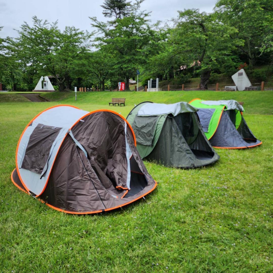 瞬間開閉✨　1秒テント　アウトドア　キャンプ　オレンジ×ブラック