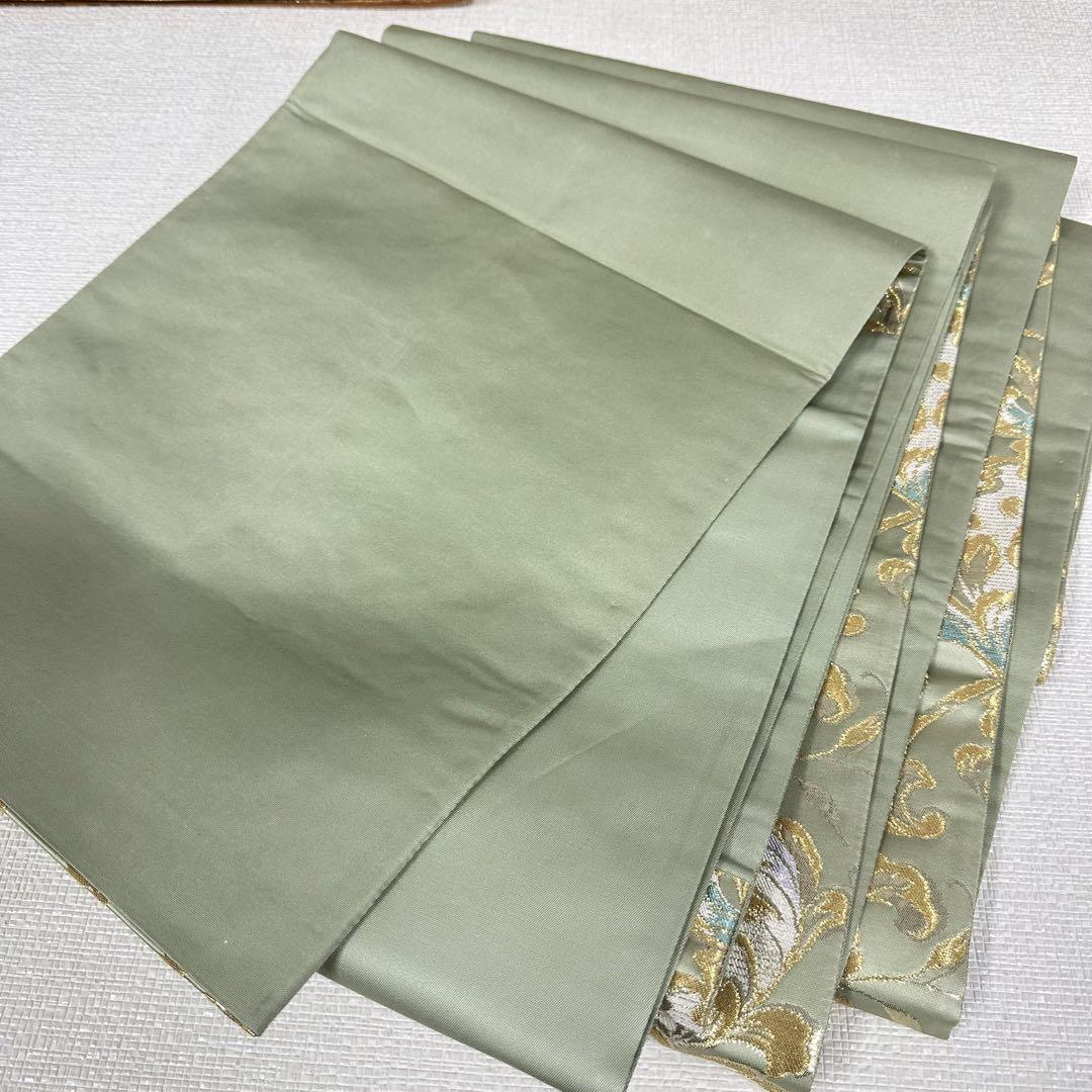 最も完璧な 袋帯 全長420幅31 金糸 裏葉柳色 花唐草織り出し 唐花 正絹 六通 着物・浴衣