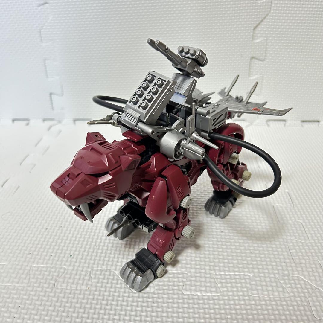 旧ゾイド サーベルタイガー 強化パーツ付き メカ生体版 昭和版 動作確認済