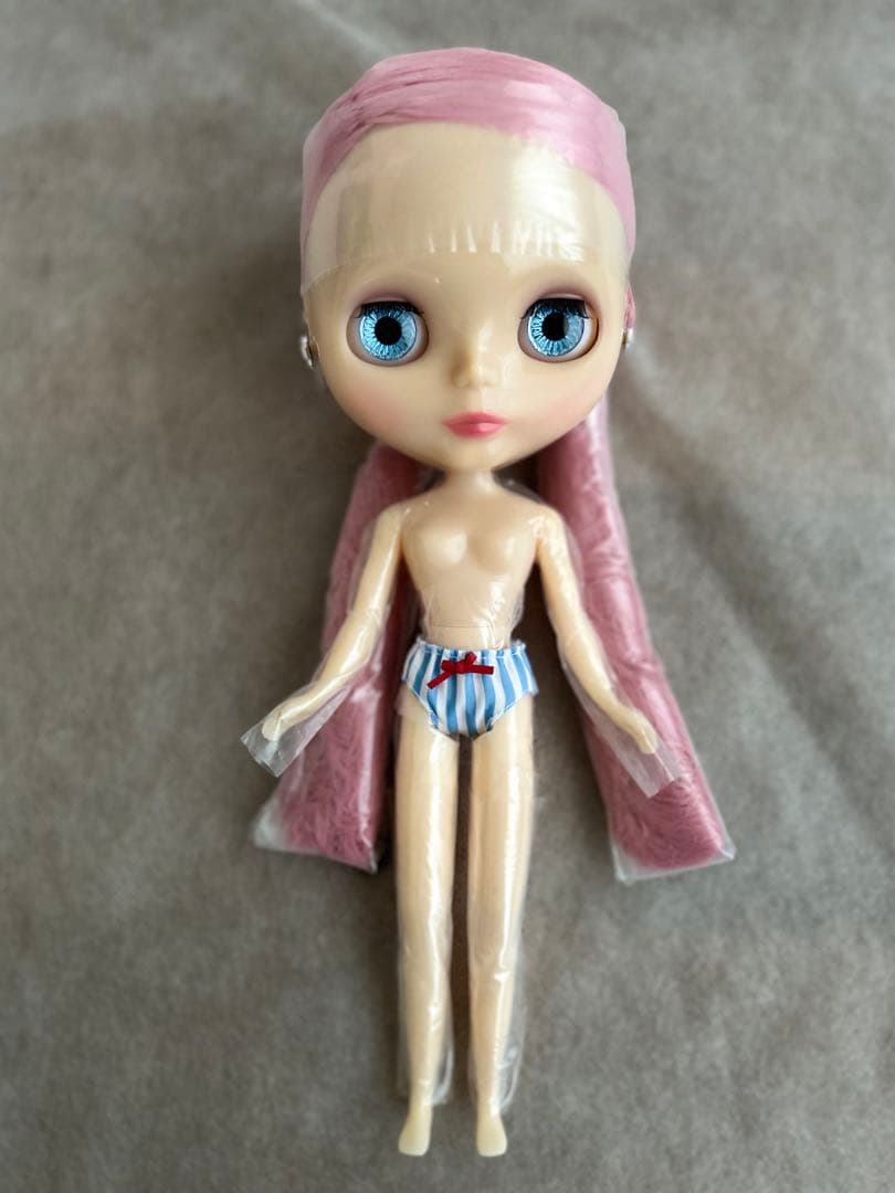 CWC限定ネオブライス「セイリングドミニック」ドール本体 スタンド ①