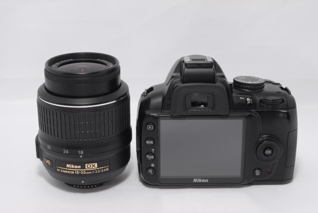 撮る楽しさがここから始まる✨Nikon D3000 標準レンズキット 付属品あり 撮る楽しさがここから始まる✨Nikon D3000 標準レンズキット