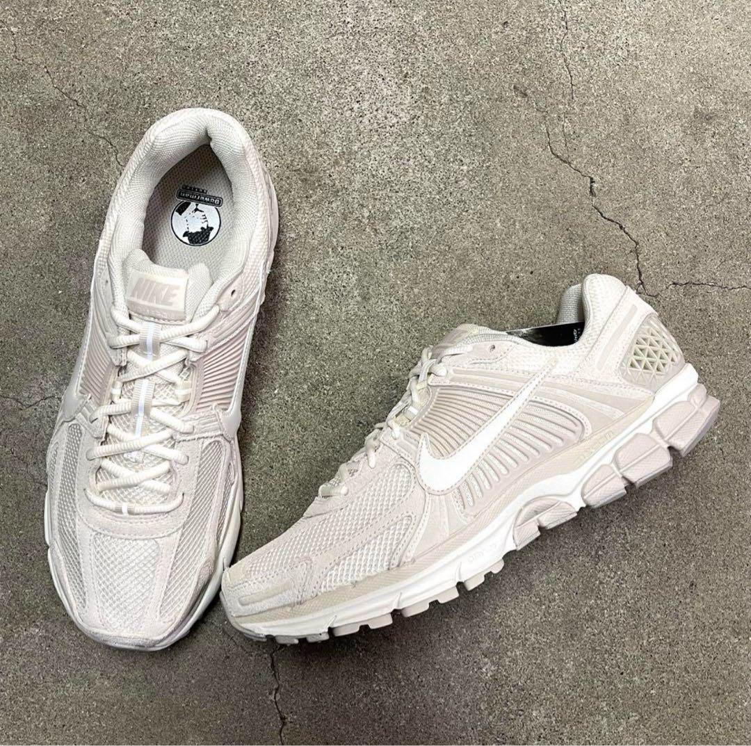 Nike Vomero 5 