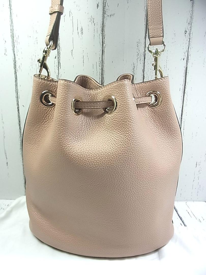 【ほぼ未使用の美品】　くすみピンク　巾着型バッグ　フルラ　正規品 FURLA ハンドバッグ ピンク レア 保存袋付き（フルラピンク