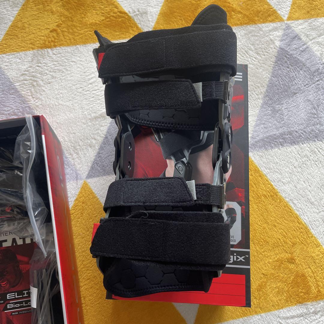 マクダビッド (McDavid) M4200左膝サポーターLサイズ【値下げ不可】
