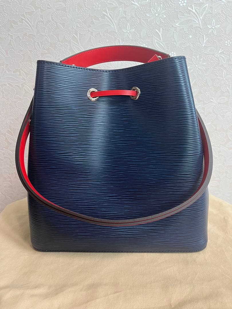 エピレザー ショルダーバッグ