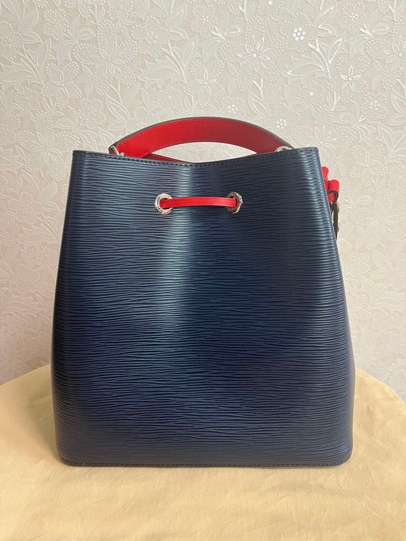 VUITTON エピレザー