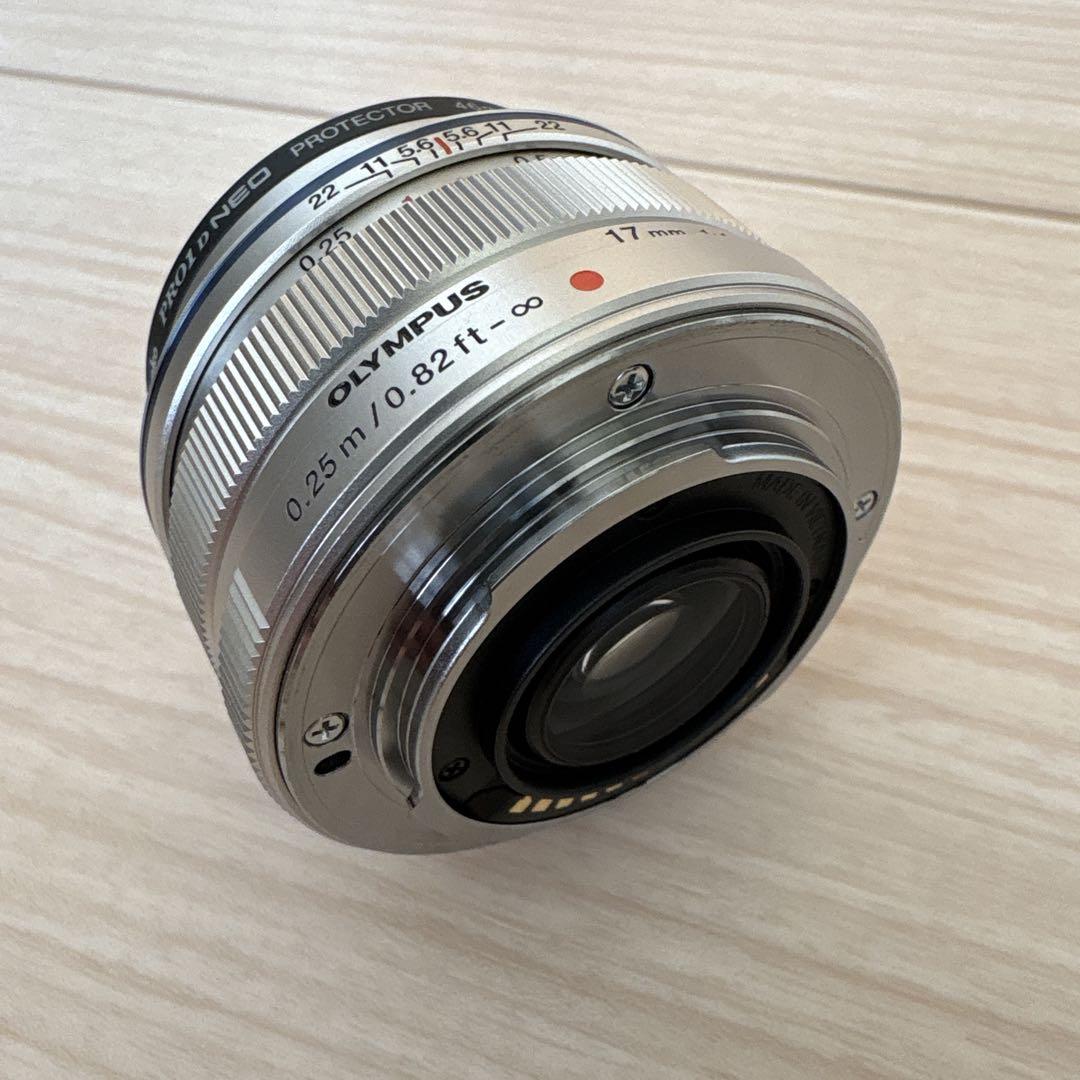 M.ZUIKO DIGITAL