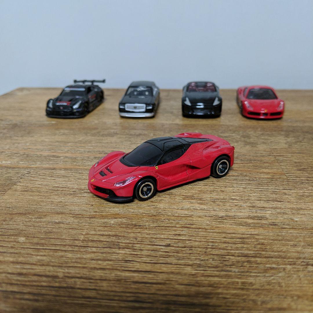 トミカ　ミニカー　絶版　フェラーリ　ランボルギーニ　ベントレー
