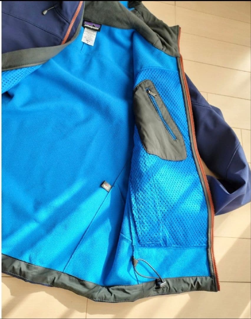 パタゴニア フード付きジャンパー アウター M