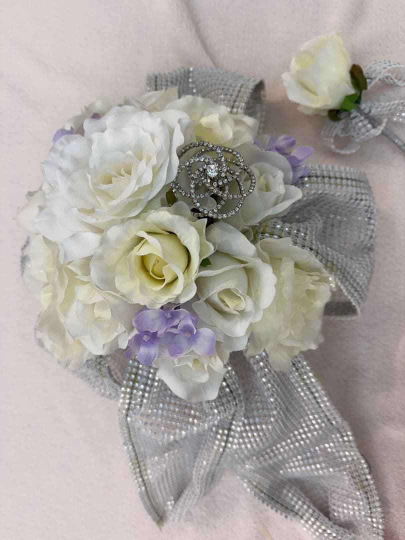 結婚式 ホワイトラベンダー造花ブーケ クリスタルモチーフ付