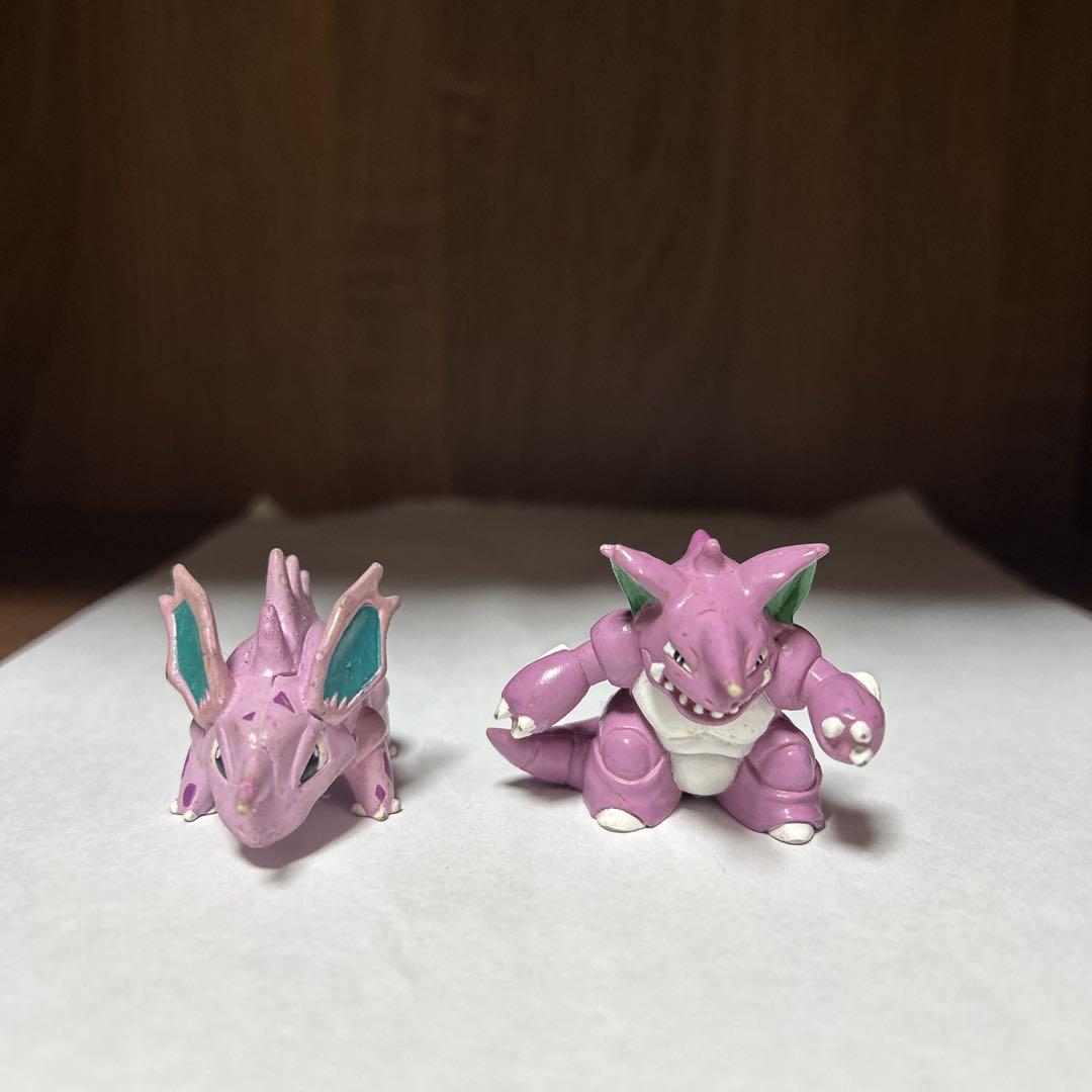 ポケモン　モンコレ　ニドリーノ・ニドキング