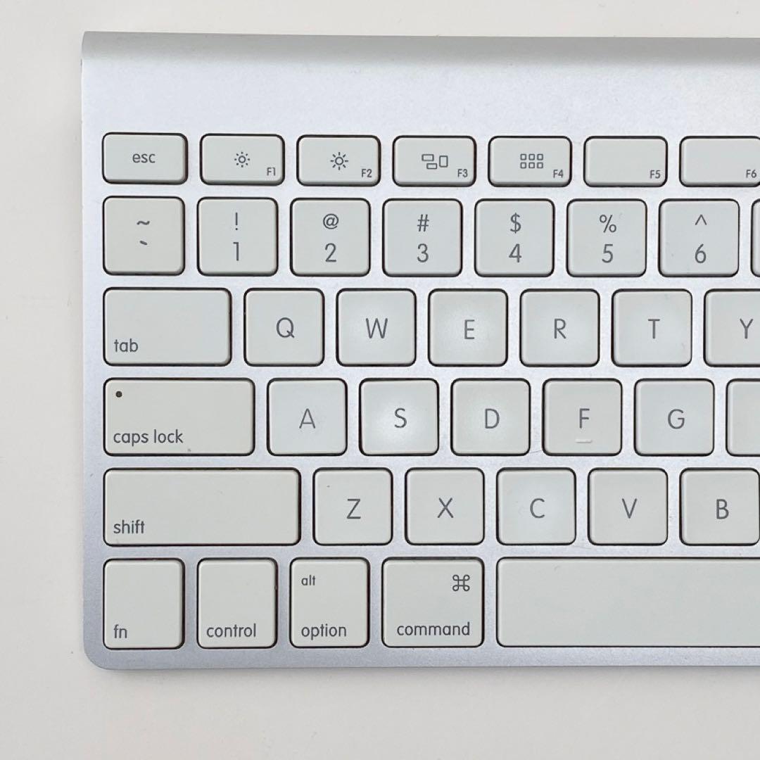 Apple純正ワイヤレスキーボード US配列 - メルカリ