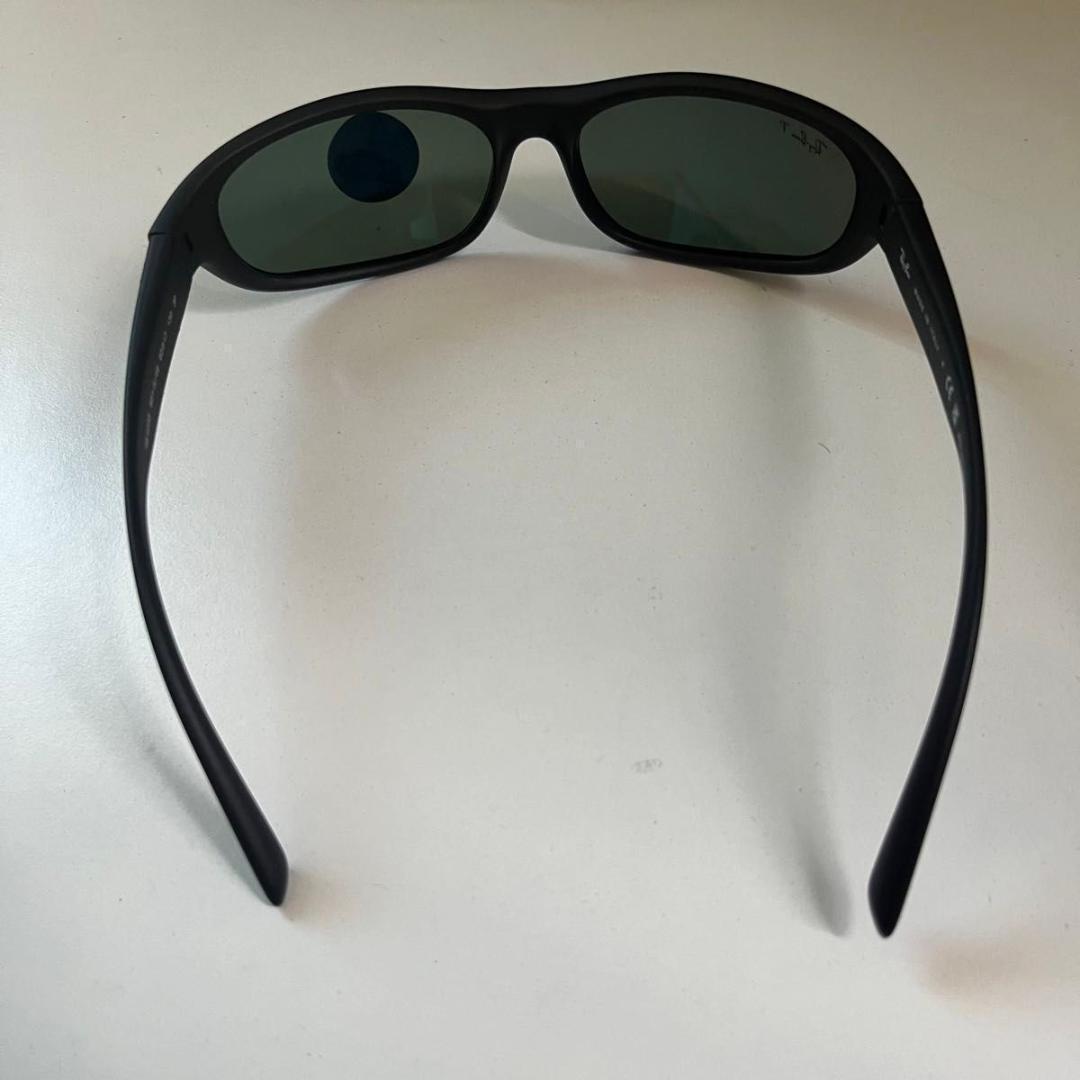 Ray-Ban サングラス ケース付 偏光レンズ (Polarized)