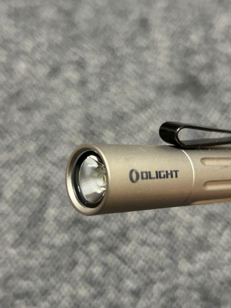 OLIGHT i3T EOS : 縦線バージョン (チタン合金製) ★限定品★