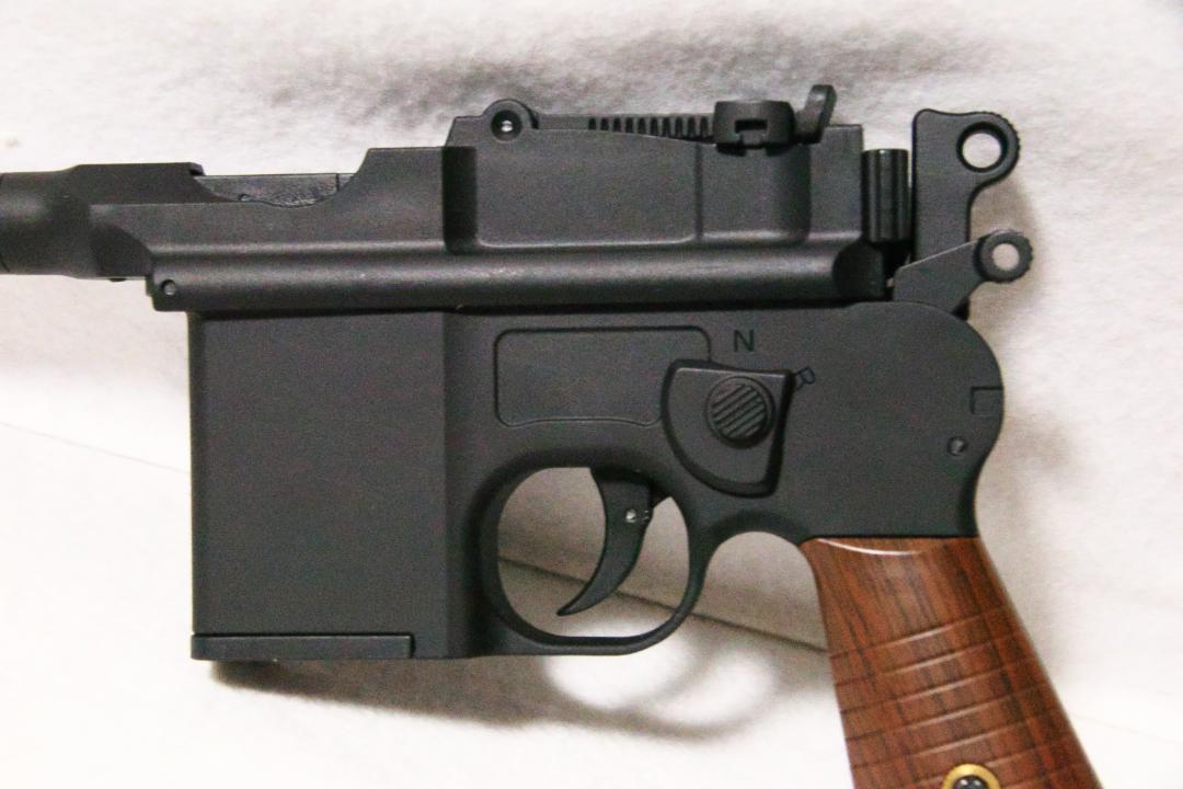 モーゼル C96 排莢式レーザーガン ＋レーザーターゲット