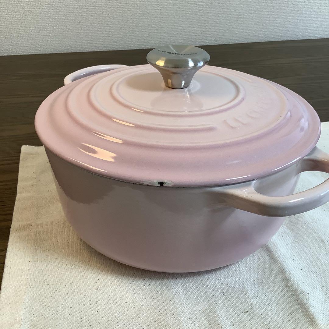 美品】ルクルーゼ ココットロンド 鍋20cm シェルピンク - メルカリ