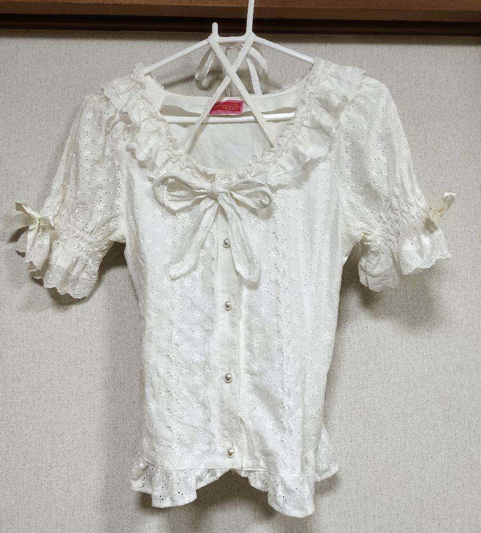 【週末SALE】BABYフリル胸元リボン付きレースホワイトロリィタ半袖白ブラウス