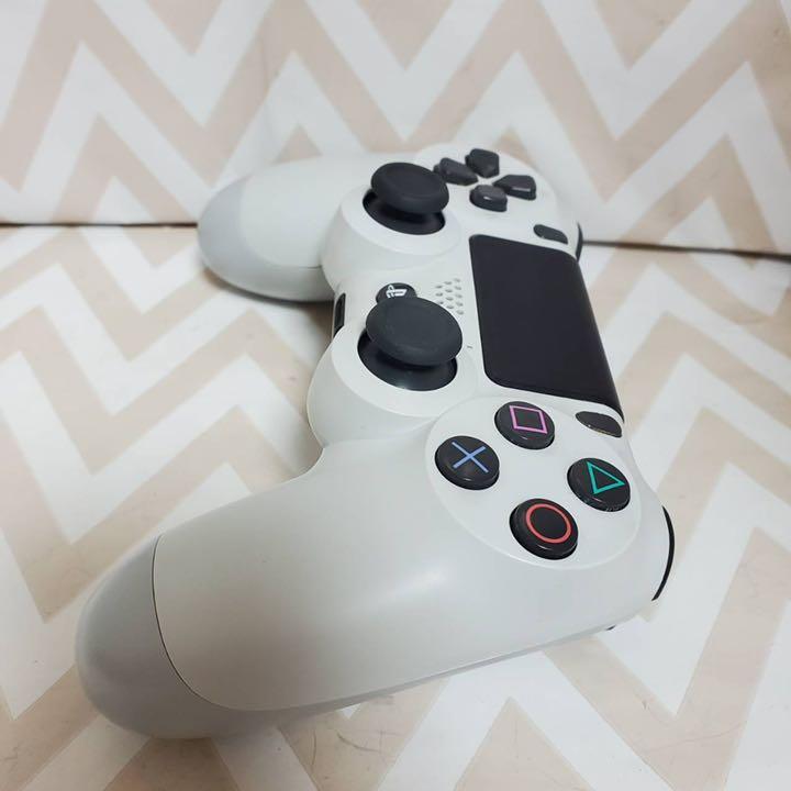 新品好評 24時間以内配送 ps4 本体 1100 PlayStation®4 e5u9G-m85938620785 爆買いセール