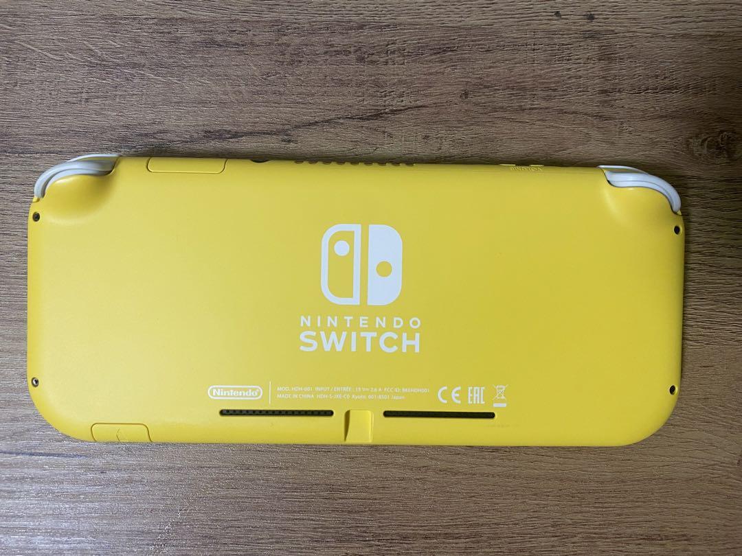 クリスマスファッション 極美品】Nintendo Switch Lite イエロー※付属品・箱有り Nintendo Switch