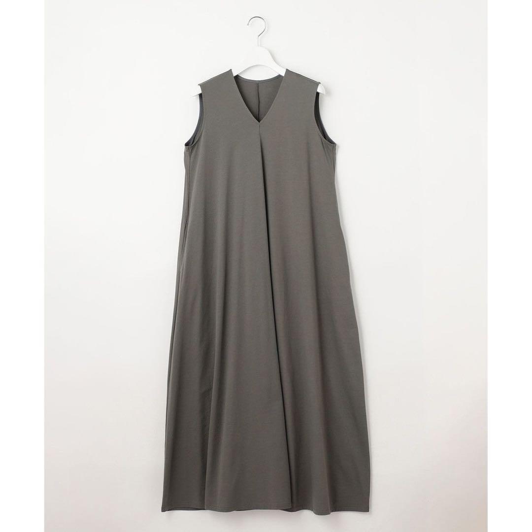 ノースリーブ ワンピース