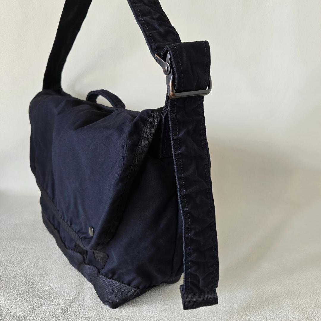 希少PORTER_CRAG MESSENGER(L)_ポータークラッグネイビー 希少PORTER_CRAG MESSENGER(L)_ポータークラッグネイビー