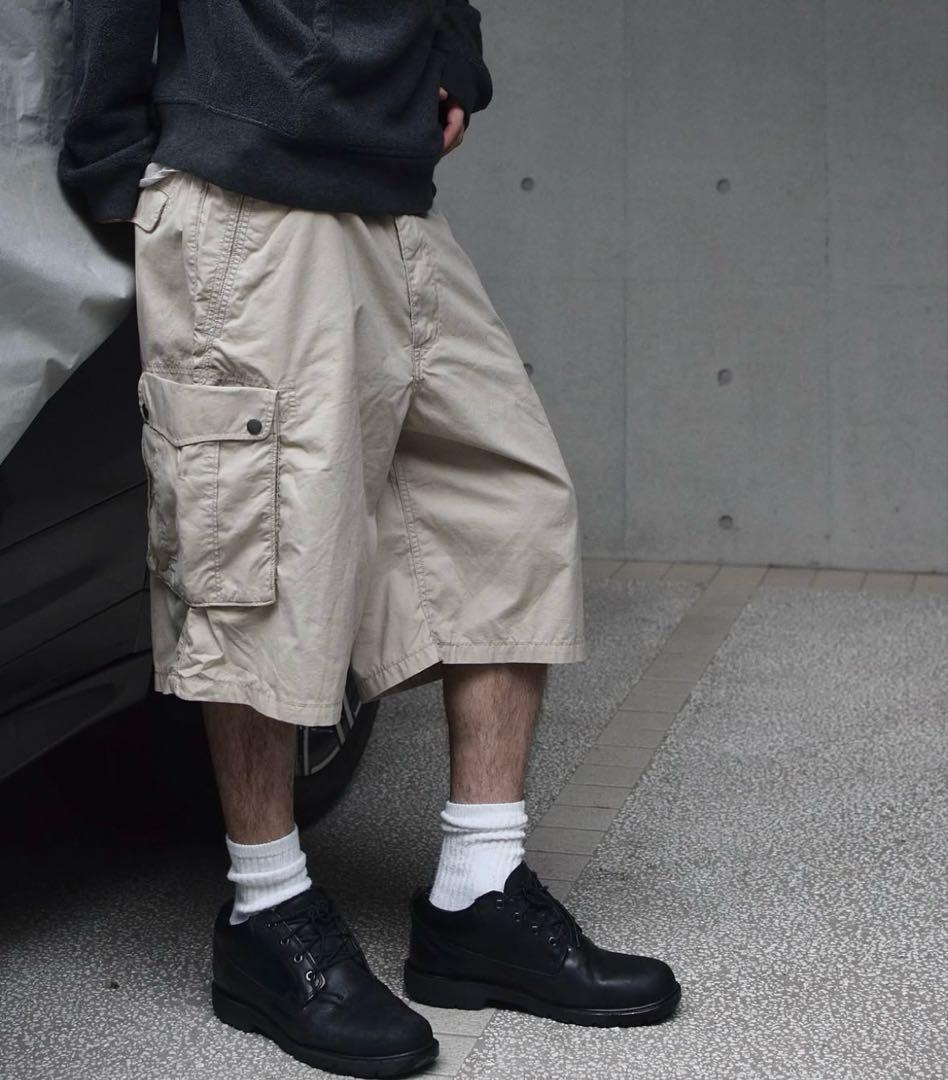 Columbia ベージュ ショートパンツ Mサイズ