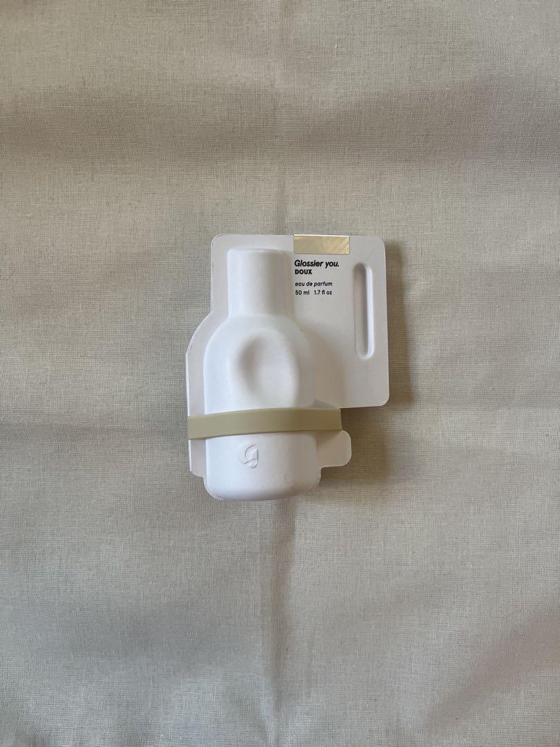 Glossier You doux オードパルファム50ml 新品