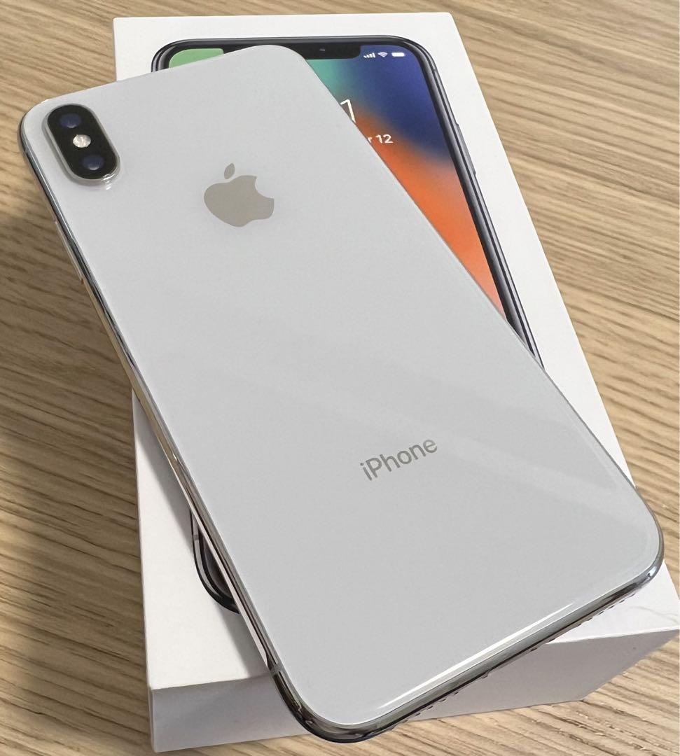 美品】Apple iPhone X シルバー 256GB-