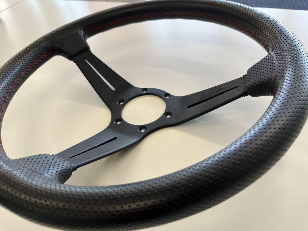 ナルディ　ハンドル　ステアリング　NARDI  ディープ　赤ステッチ　ちょいキズ