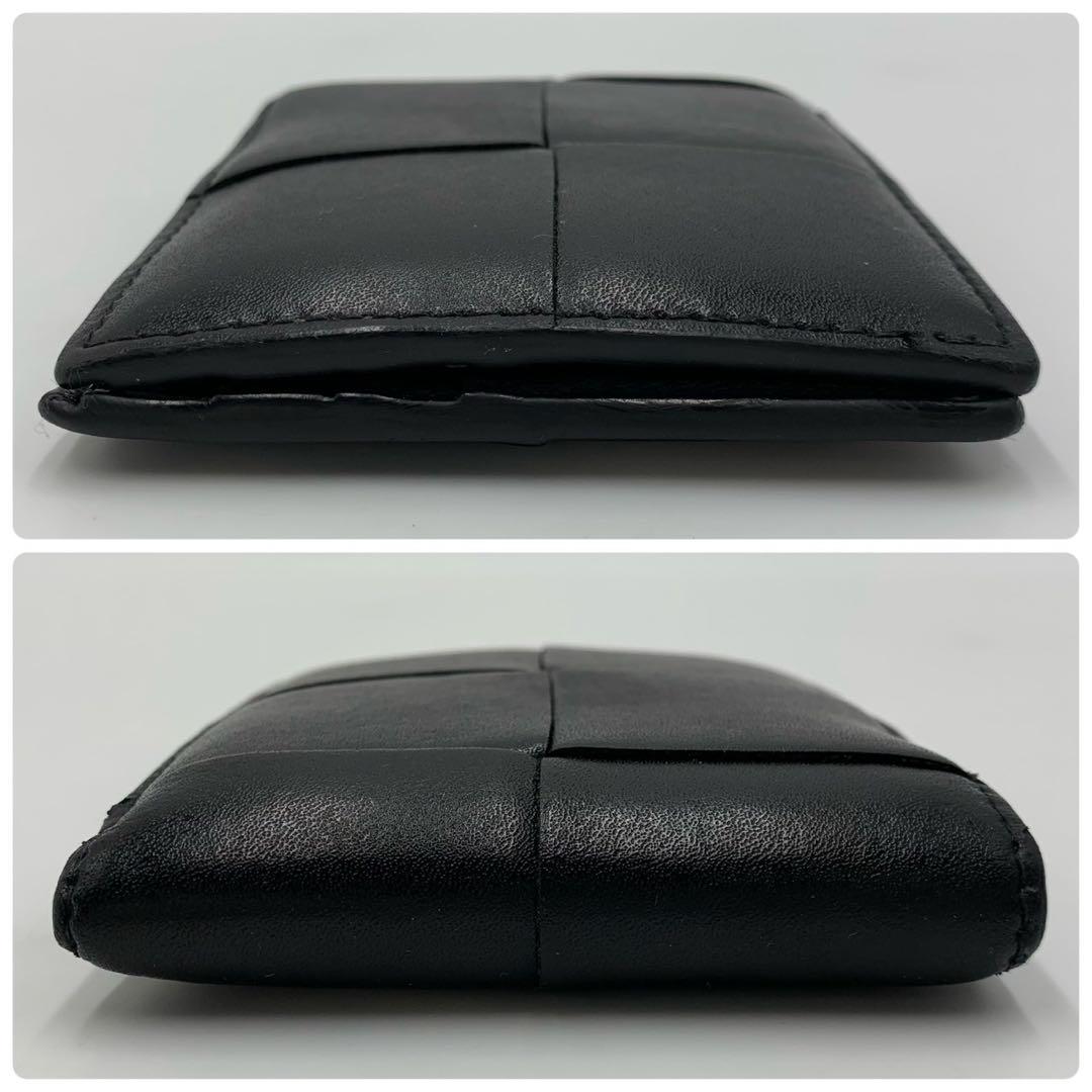 ［美品］ボッテガヴェネタ　カセット　マキシイントレチャート　折り財布　ブラック