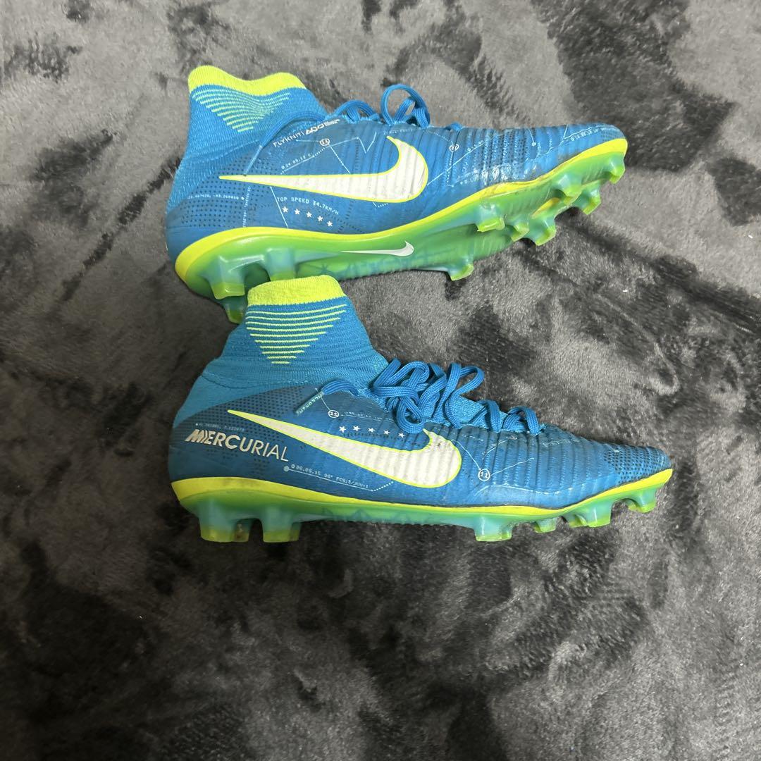 NIKE マーキュリアル スーパーフライV ネイマール NJR