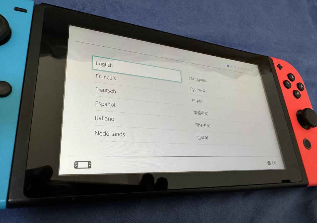Nintendo Switch 本体 + 純正ドック