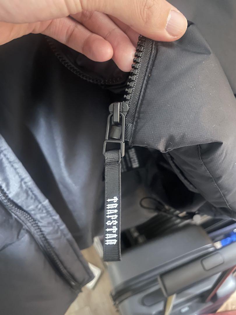 TRAPSTAR ダウン　黒　正規品 未使用タグ付き　トラップスター　xs