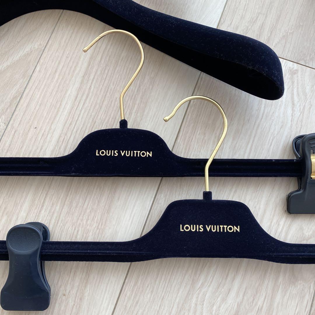 LOUIS VUITTON ベルベット等 ハンガー5本セット